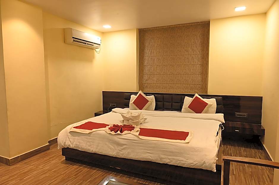 Photo 1 of 1 of Premium Suite