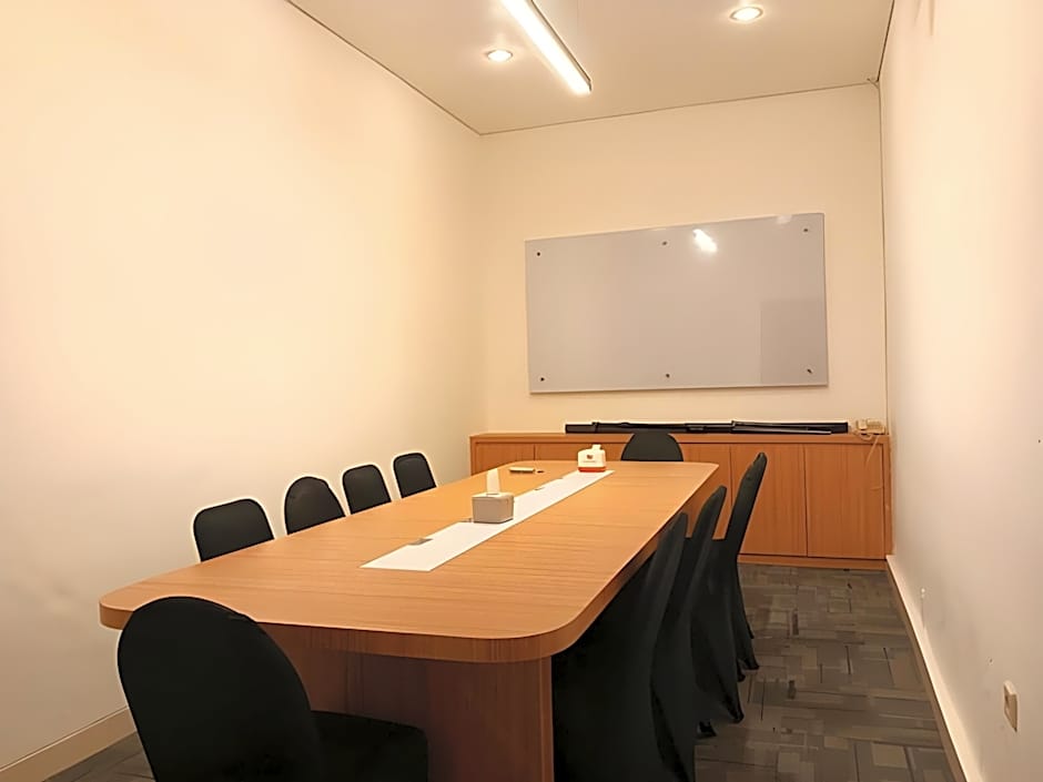 Urbanview Hotel Syariah Hapsari YIA