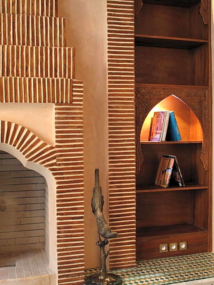 Riad Le Perroquet Bleu Suites & Spa