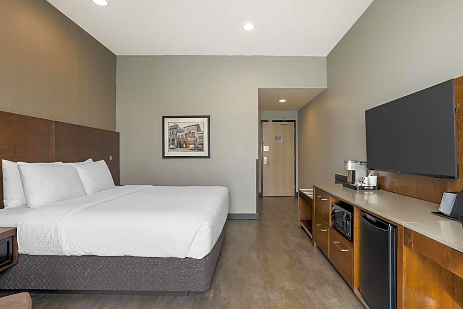 Best Western Plus East Side