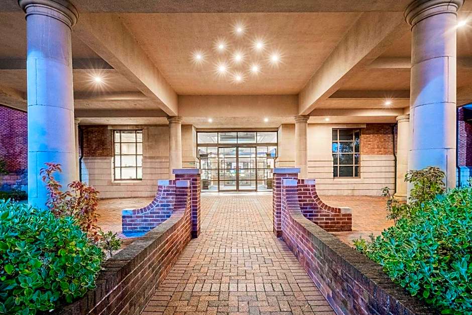 Cedar Court Bradford Hotel