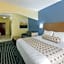 Days Inn & Suites by Wyndham Union City