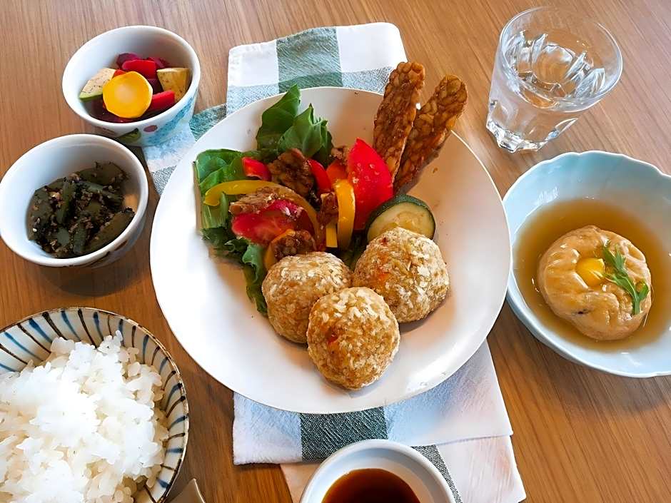 J-Hoppers Lake Biwa Guesthouse