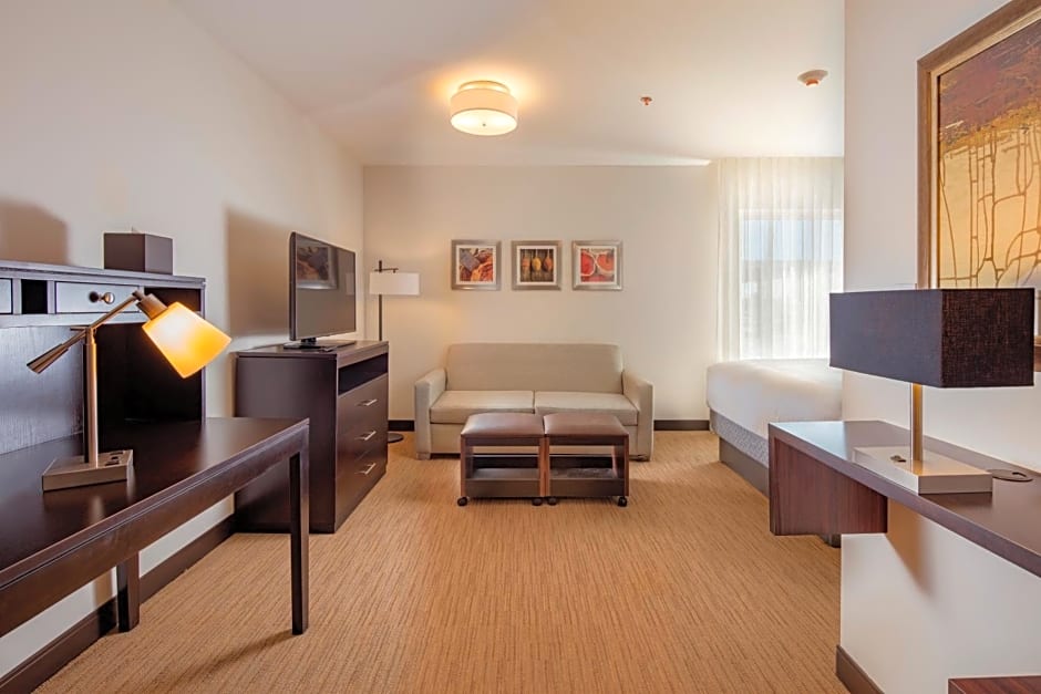 Staybridge Suites Silao By IHG