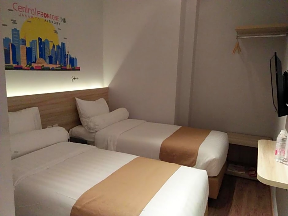 Central Front One Inn Jakarta Airport
