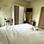 Grand Bangsaen Hotel