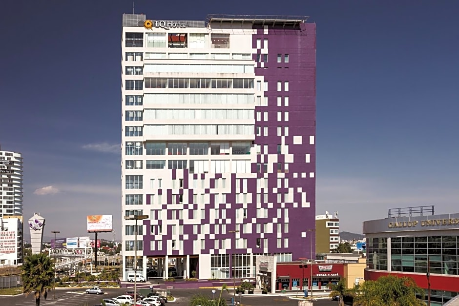 La Quinta Inn & Suites by Wyndham Puebla Palmas