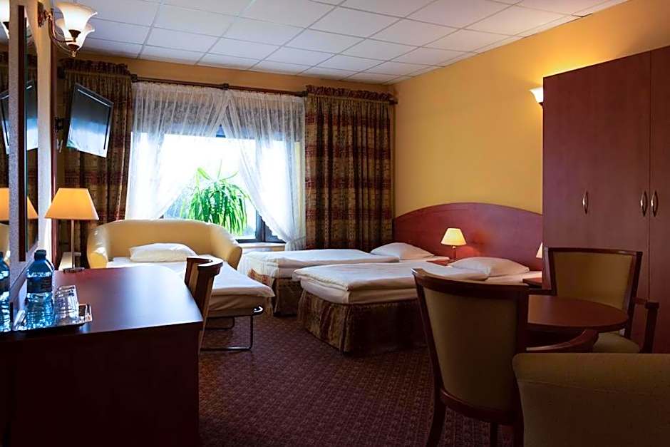 Hotel Astra Tajemniczy Ogród