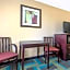 Quality Inn & Suites Arnold