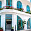 La Casa Hotel