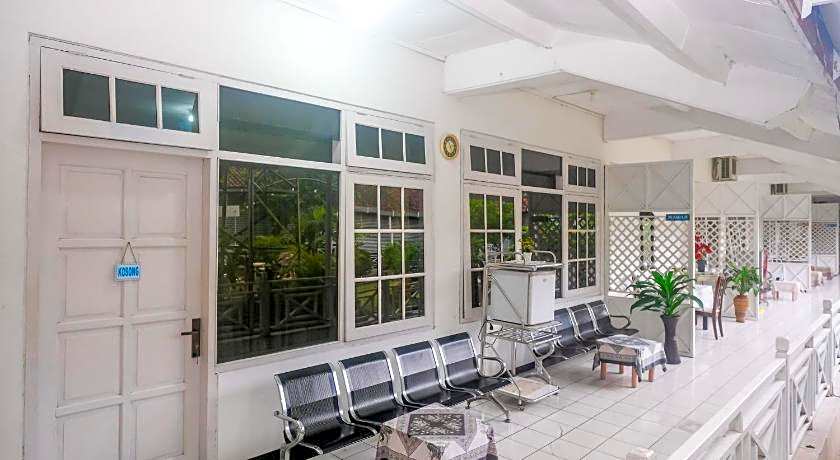 OYO 92454 Griya Raharja Guest House Syariah