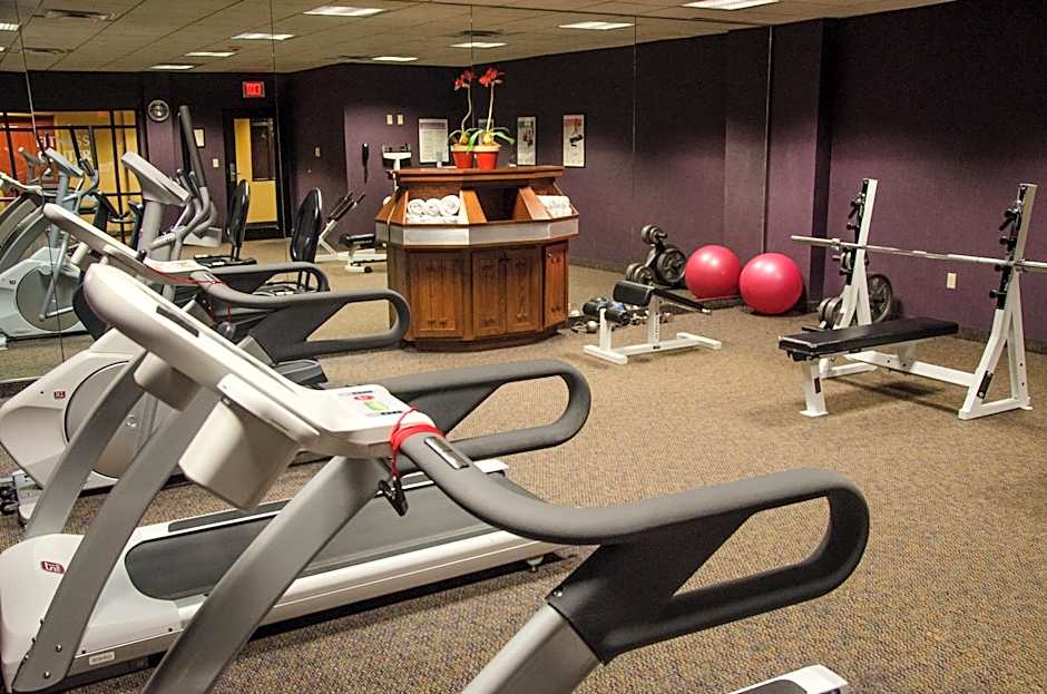 Holiday Inn Hotel Pewaukee-Milwaukee West By IHG