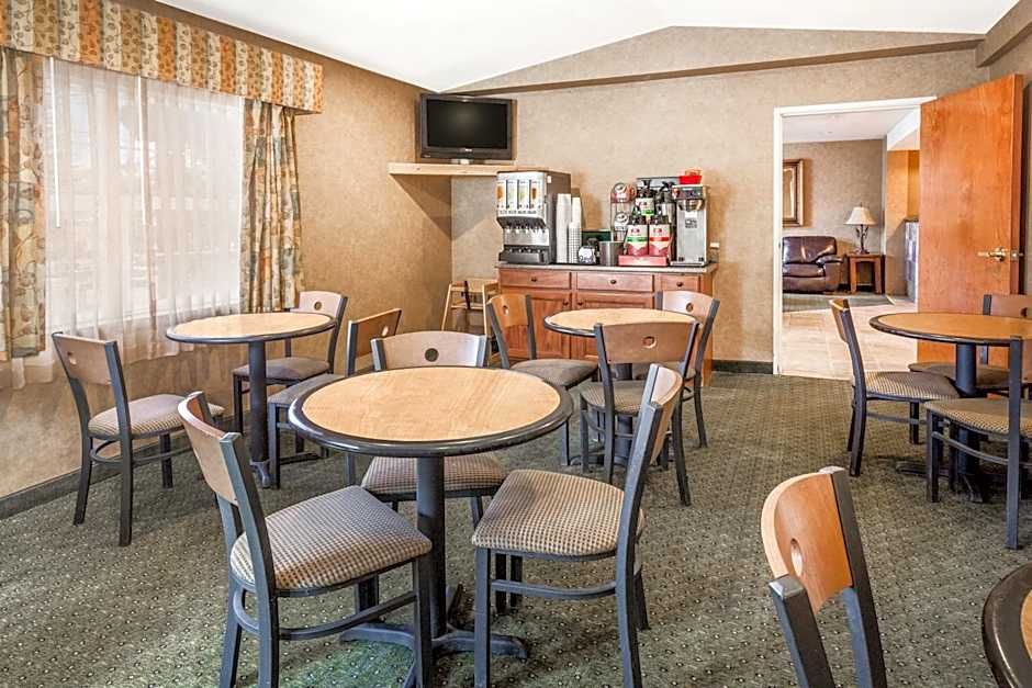 Ramada by Wyndham Frisco