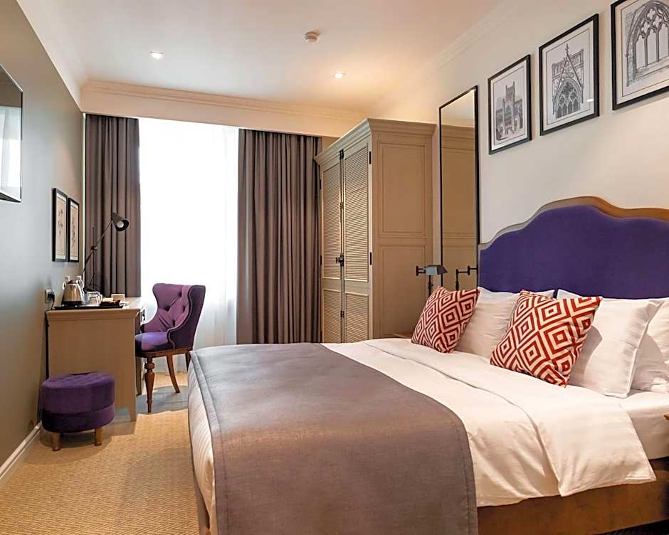 Best Western Plus Market Square Lviv