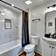 Mid-city Muse W Pool -spacious 5br Minutes To Fq
