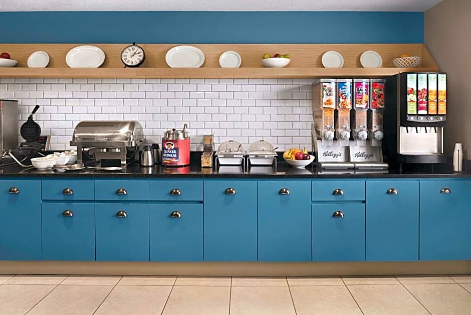 Country Inn & Suites by Radisson, Dayton South, OH