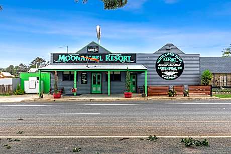 Moonambel Hotel