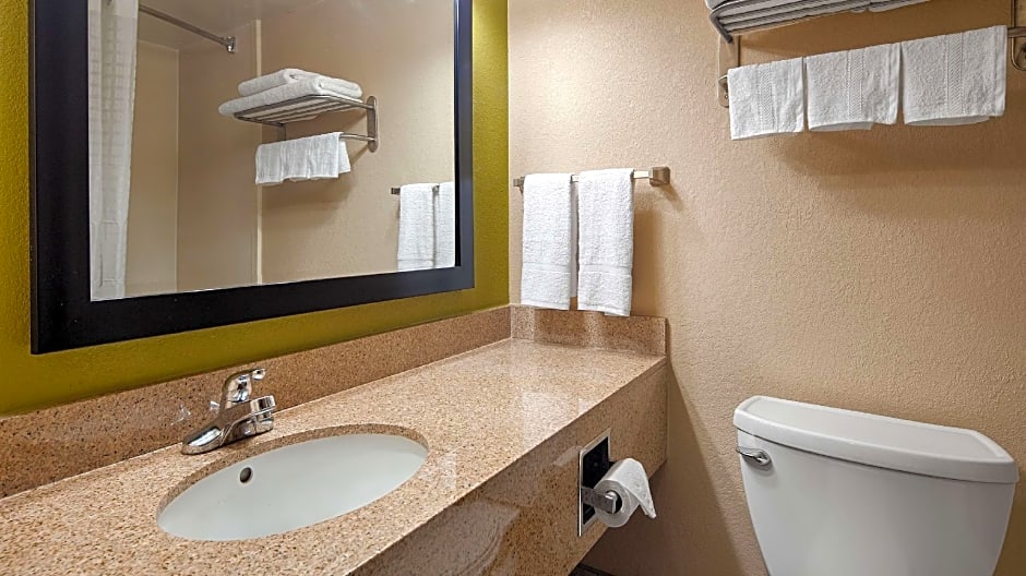 Best Western Adena Inn