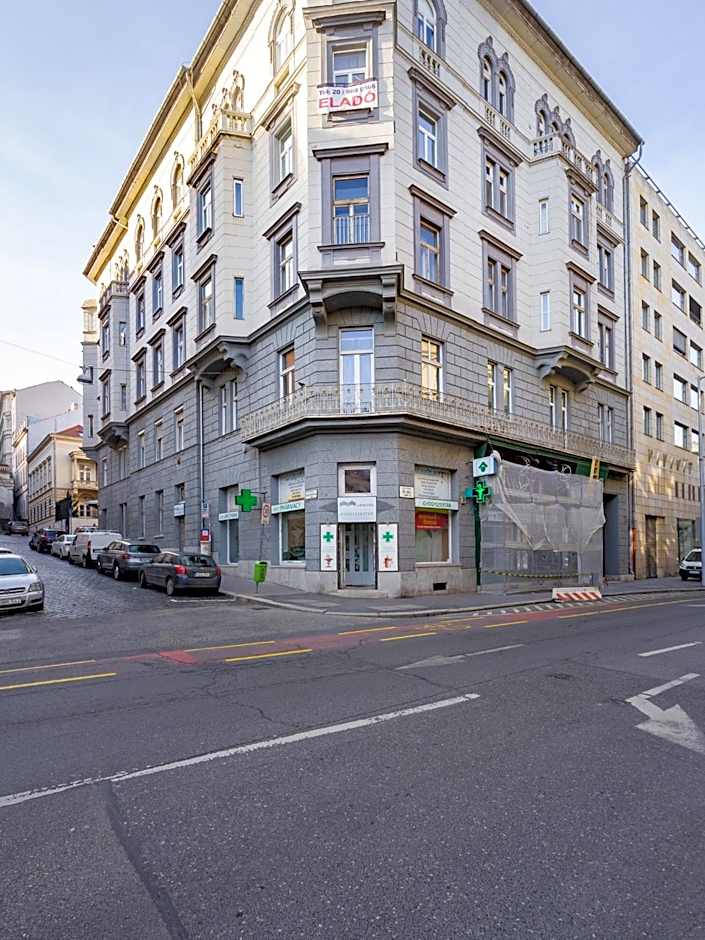 Butik Apartments, by BQA