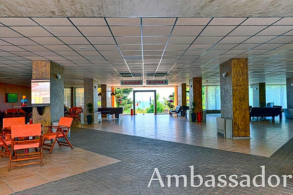 Hotel Ambassador - Free Parking
