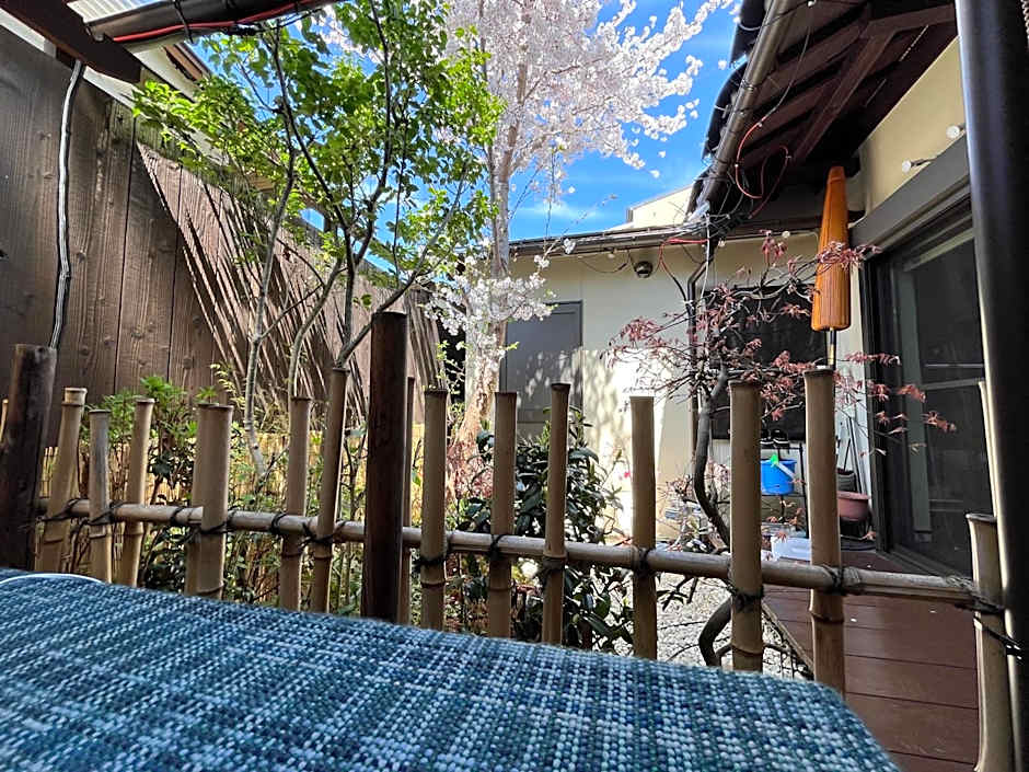 西陣之郷 NISHIJIN NO SATO "Kyoto's Best, 77 installations! 100yrs Off Grid Amazing Smart Townhouse"