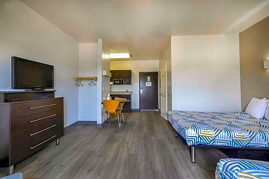 Motel 6-Cedar Park, TX