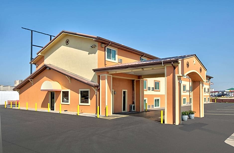 Super 8 by Wyndham Amarillo East