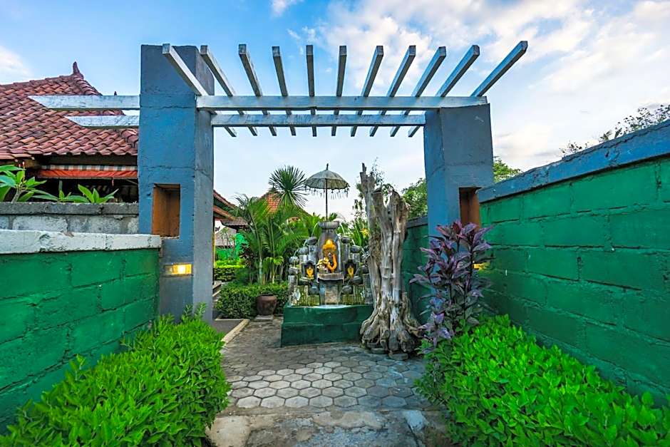 Laguna Reef Huts