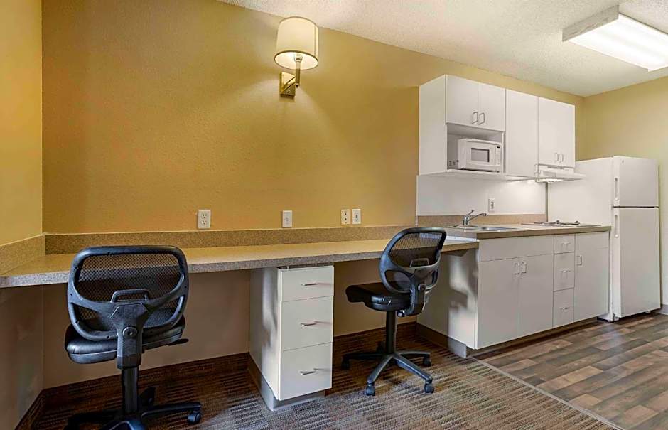 Extended Stay America Suites - Houston - Sugar Land