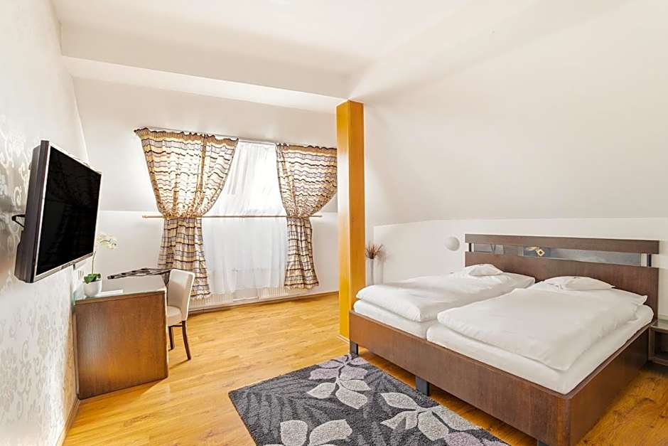 Hotel Trinity
