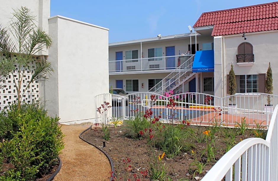 Motel 6 Gardena
