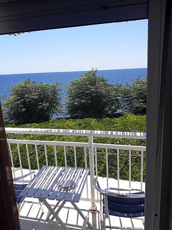 Samothraki Akrogiali Rooms