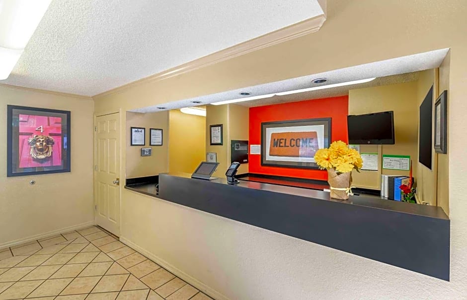 Extended Stay America Select Suites - Tampa - Brandon