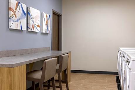 Candlewood Suites Baltimore - BWI Airport NE by IHG