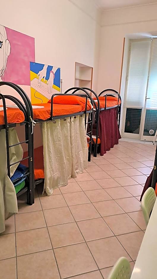 Atlantic Ostello B&B