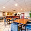Ark Suites By OYO Jonesboro I-555