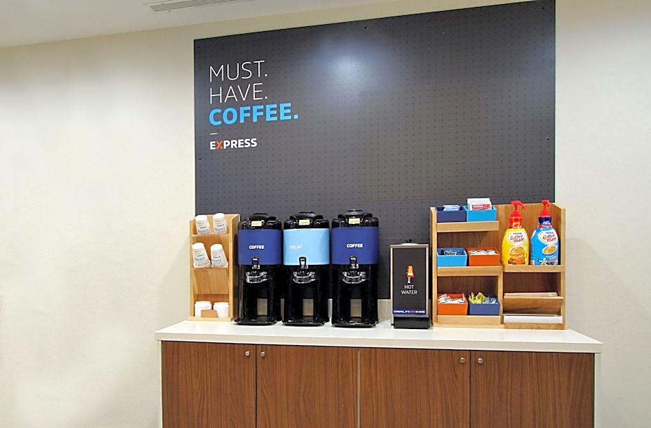 Holiday Inn Express and Suites Snyder By IHG