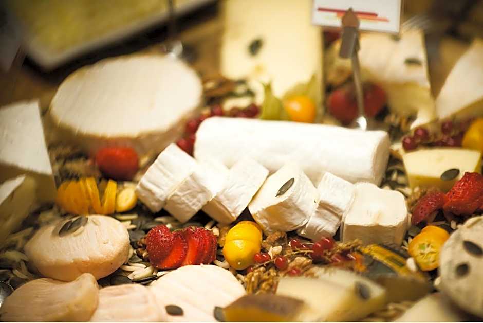 Hotel Sonnenpark & Therme included - auch am An- & Abreisetag!