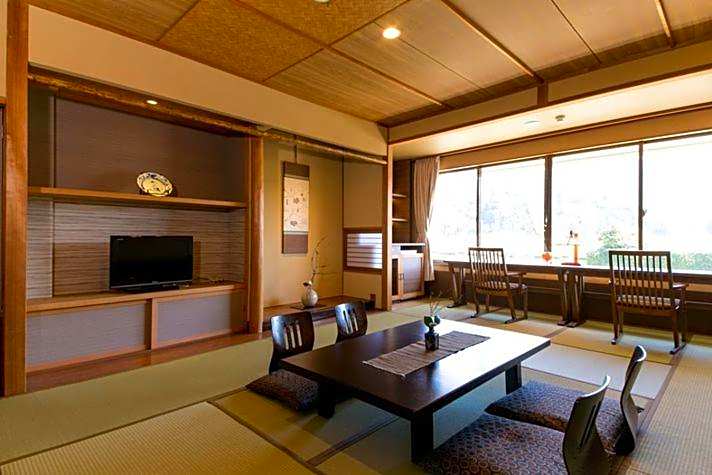 Photo 1 of 4 of Japanese-Style Room with Garden View and Shared Bathroom "Honami"