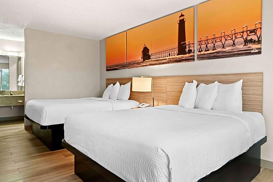 Days Inn & Suites by Wyndham Warren