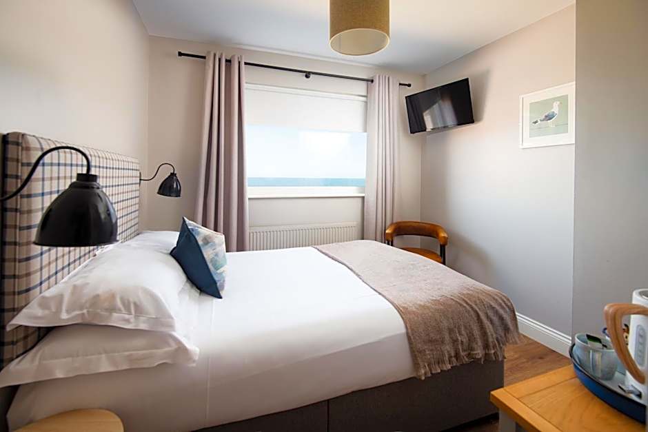 Beach House Hotel