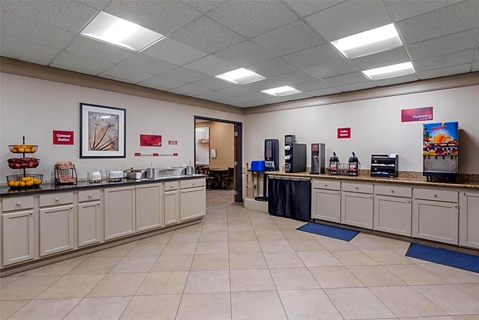 Best Western Plus Harbor Plaza And Conference Center