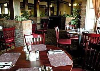 Airport Plaza Hotel