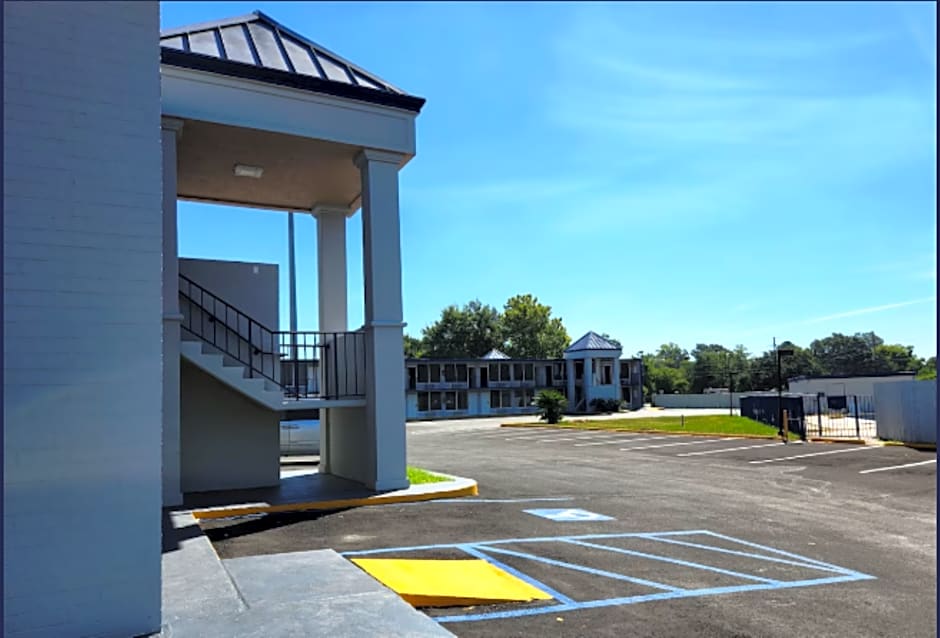 Baymont by Wyndham Lafayette