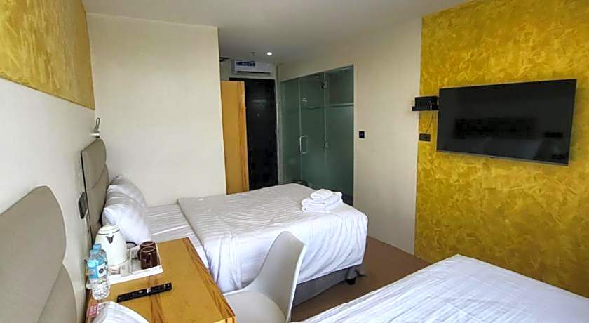 Sempre Premier Inn Mactan Airport Hotel