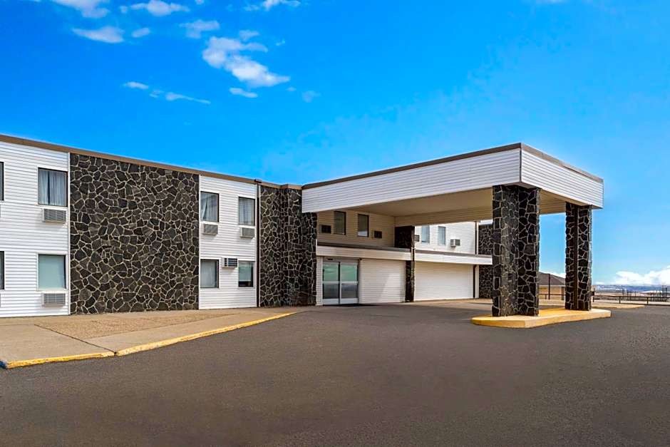 Days Inn by Wyndham Mandan Bismarck Area