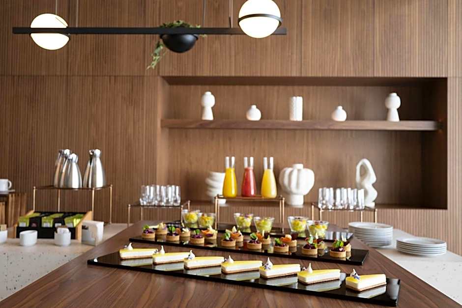 Renaissance Porto Lapa Hotel