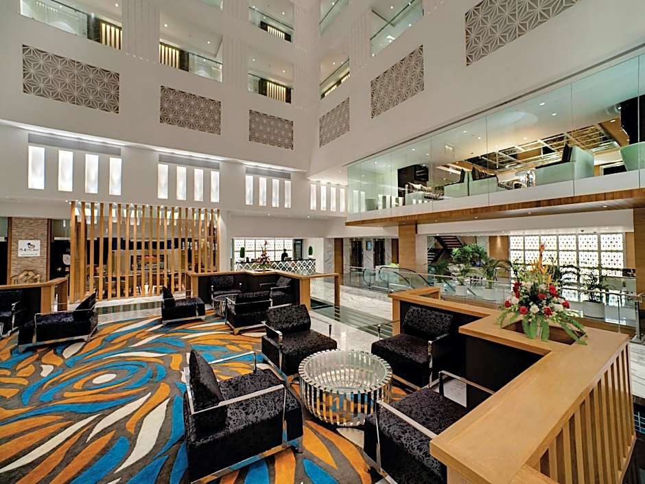 Le Meridien Surat