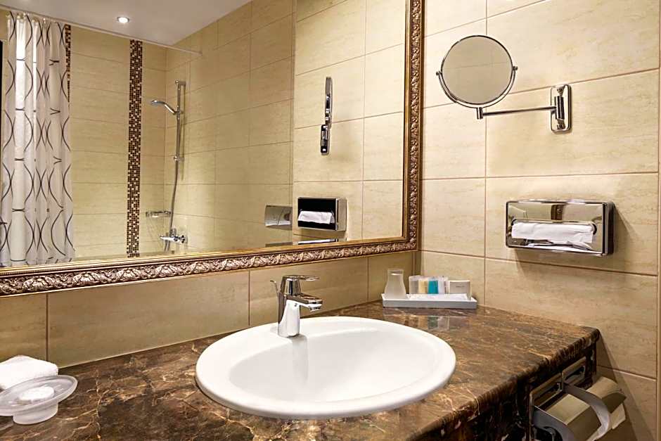 Ramada by Wyndham Kazan City Center