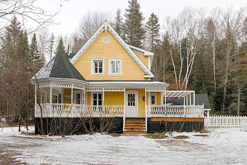 Le Pavillon! Comfort in Nature with spa and fireplaces